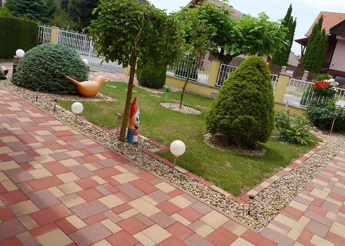 In - Balaton 27597 *