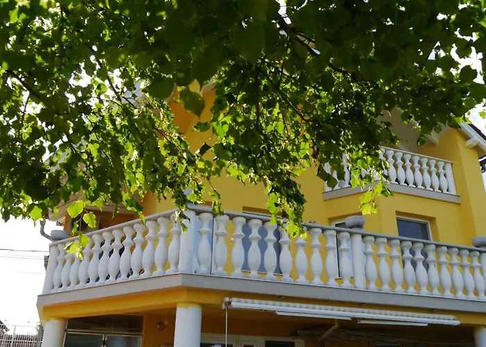 In - Balaton 27597 דירה